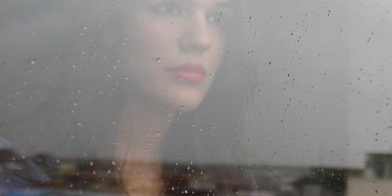 视觉设计与分栏布局：如何通过情感化网站设计建立品牌情感连接